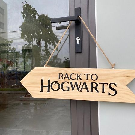 Aparthotel The Hidden Hogwarts - Nearly Bui Vien Walking Street Ho Chi Minh Zewnętrze zdjęcie