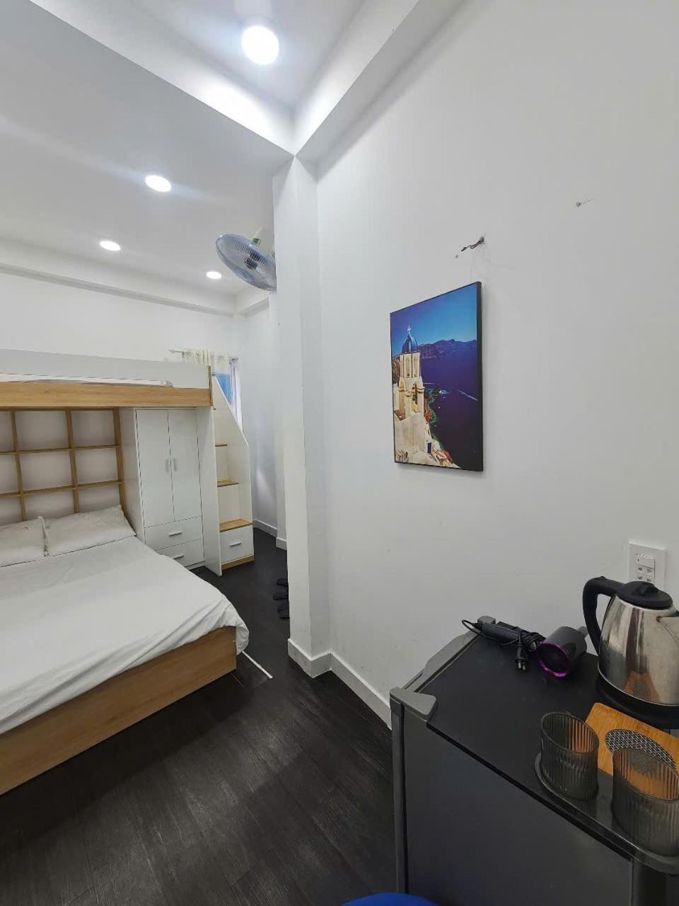 Aparthotel The Hidden Hogwarts - Nearly Bui Vien Walking Street Ho Chi Minh Zewnętrze zdjęcie